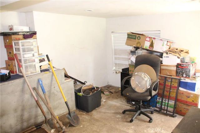 23370 Seeley Way, Crestline, CA 92325