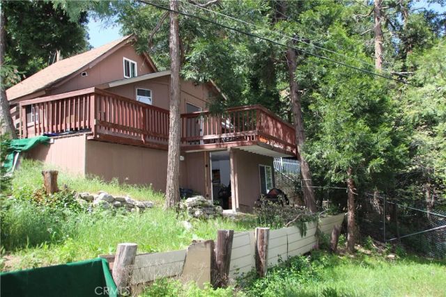 23370 Seeley Way, Crestline, CA 92325
