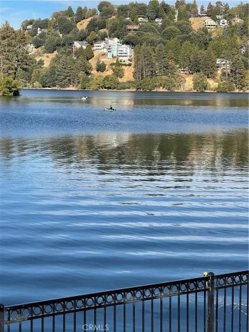 23370 Seeley Way, Crestline, CA 92325
