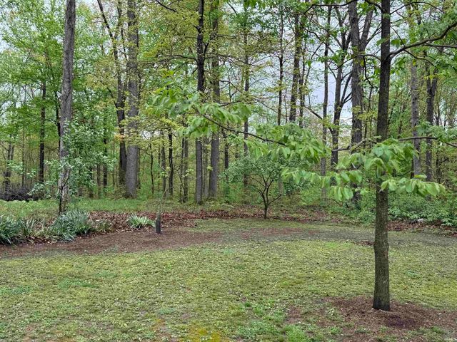 957 S CO RD 200 E, Paoli, IN 47454