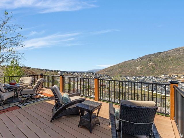 15057 S WINGED BLUFF LN, Draper, UT 84020