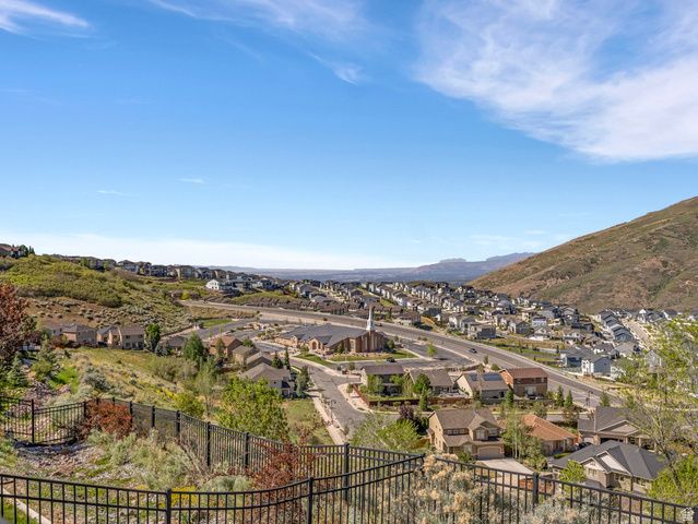 15057 S WINGED BLUFF LN, Draper, UT 84020