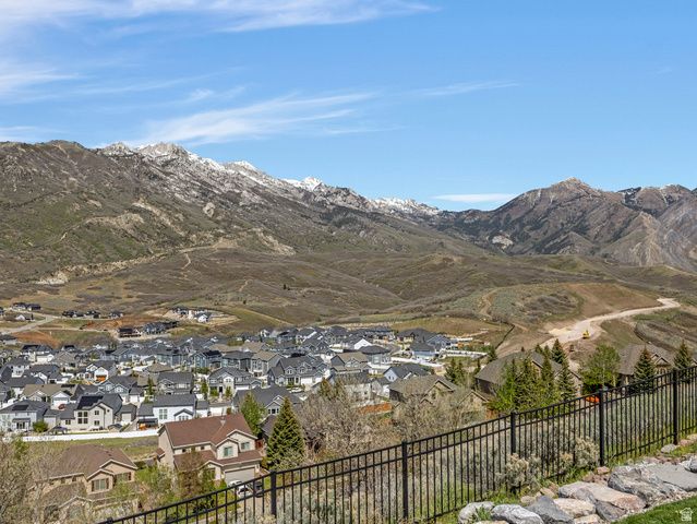 15057 S WINGED BLUFF LN, Draper, UT 84020