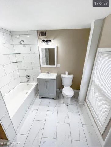 8635 Continrntal Avenue, Warren, MI 48089