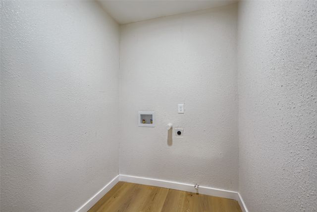 603 W Pembroke Avenue, Dallas, TX 75208