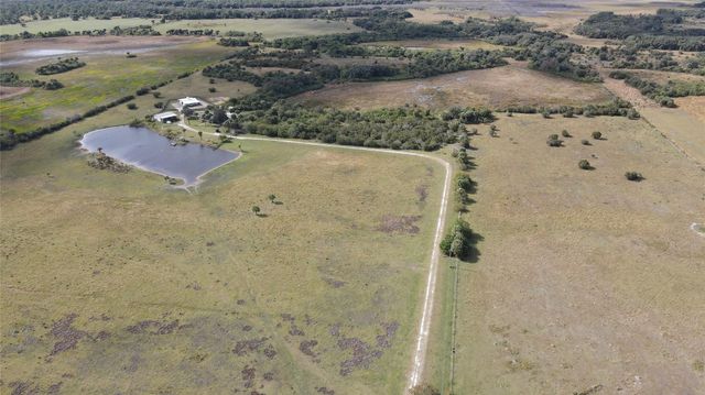 8121 NW 58th Lane, Okeechobee, FL 34972