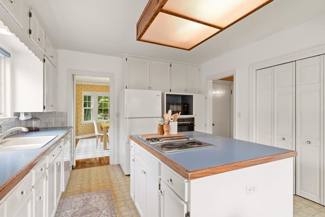 2403 S GARFIELD St, Spokane, WA 99203