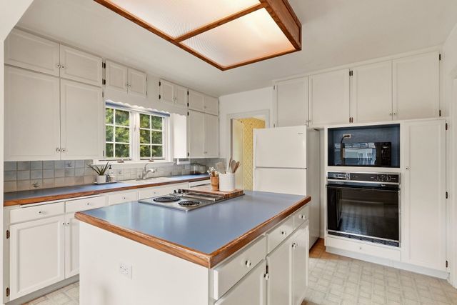 2403 S GARFIELD St, Spokane, WA 99203