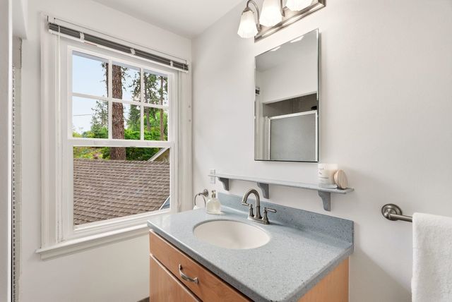 2403 S GARFIELD St, Spokane, WA 99203