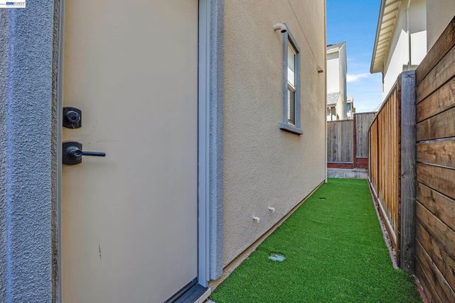 5977 Ruby Pl, Dublin, CA 94568