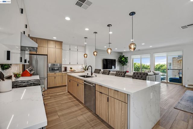 5977 Ruby Pl, Dublin, CA 94568