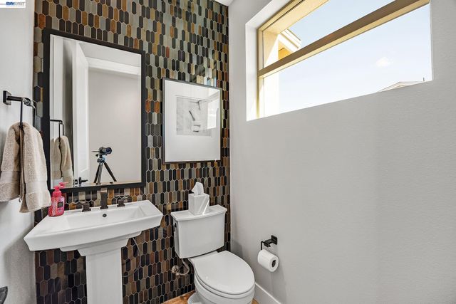 5977 Ruby Pl, Dublin, CA 94568