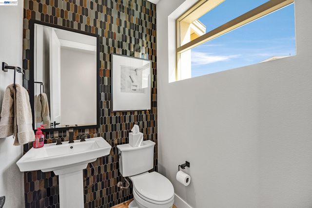 5977 Ruby Pl, Dublin, CA 94568