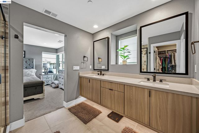 5977 Ruby Pl, Dublin, CA 94568