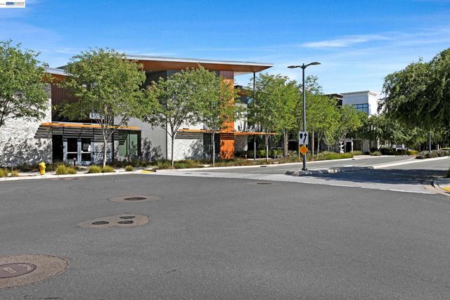 5977 Ruby Pl, Dublin, CA 94568