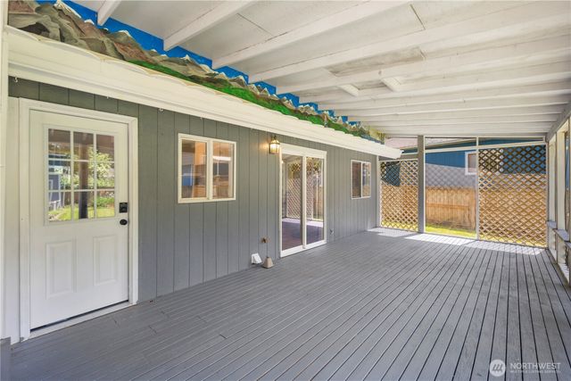 2956 Janet Avenue, Camano Island, WA 98282