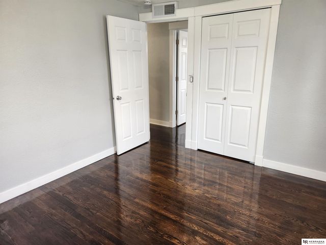 6320 N 42nd Street, Omaha, NE 68111