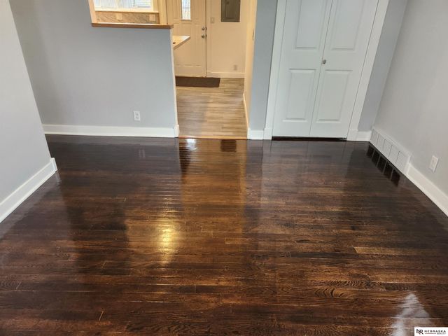 6320 N 42nd Street, Omaha, NE 68111