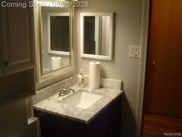 1320 Athlone Street, Oxford, MI 48371