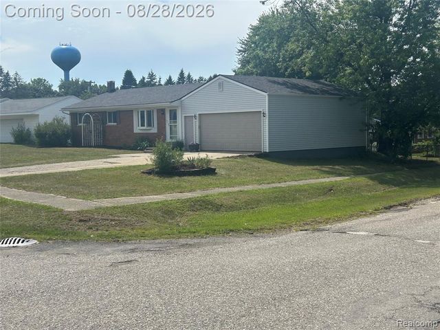 1320 Athlone Street, Oxford, MI 48371