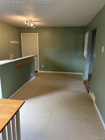 1320 Athlone Street, Oxford, MI 48371