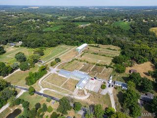 3808 Stanka, Godfrey, IL 62035