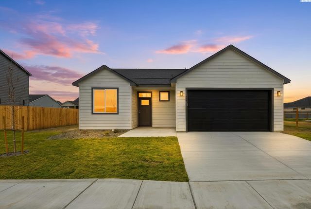 409 Amberly Ave, Grandview, WA 98930