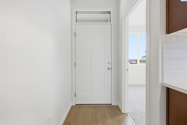 409 Amberly Ave, Grandview, WA 98930