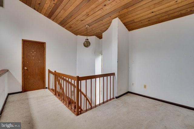 6320 WINDPATTERNS TRL, Fairfax Station, VA 22039