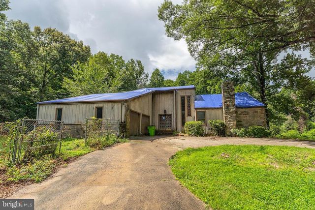 6320 WINDPATTERNS TRL, Fairfax Station, VA 22039