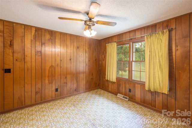 2209 Woodhurst Lane, Albemarle, NC 28001
