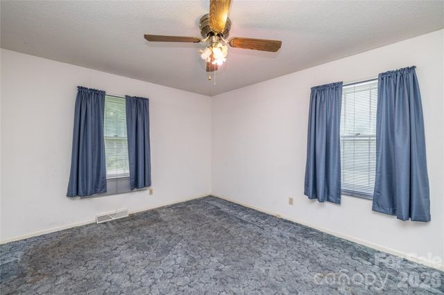 2209 Woodhurst Lane, Albemarle, NC 28001