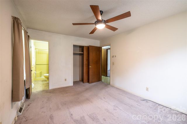 2209 Woodhurst Lane, Albemarle, NC 28001