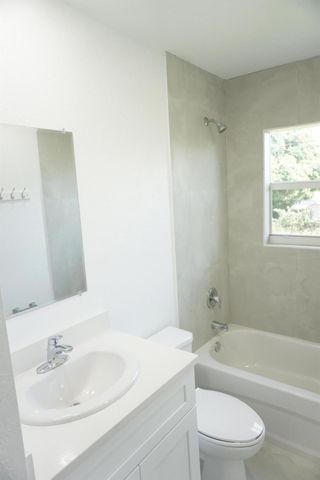 1173 W 28th Street 3, Riviera Beach, FL 33404