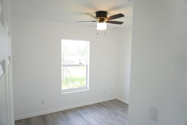 1173 W 28th Street 3, Riviera Beach, FL 33404