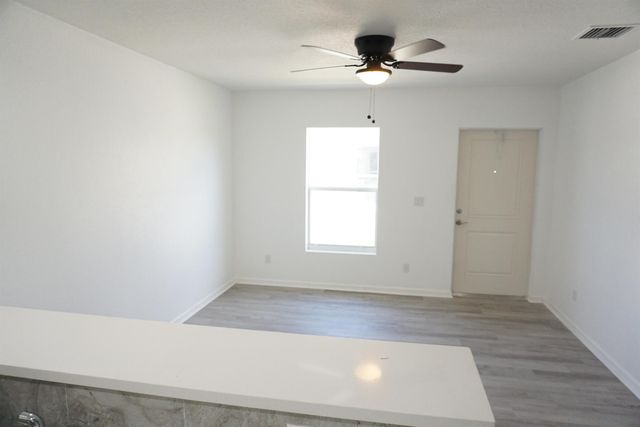 1173 W 28th Street 3, Riviera Beach, FL 33404