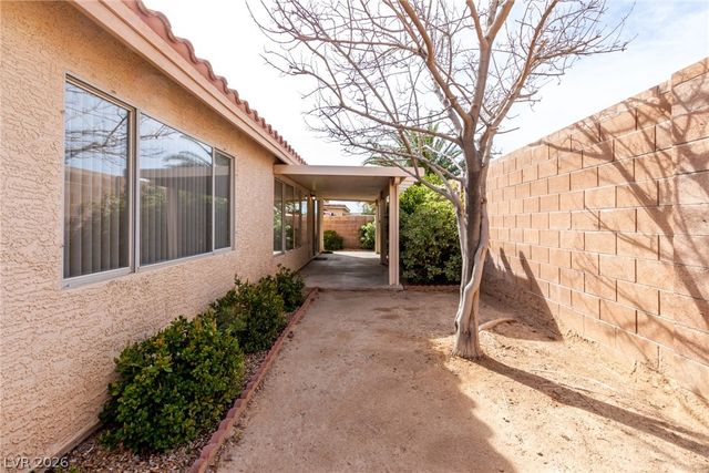 7101 Feather Pine Street, Las Vegas, NV 89131