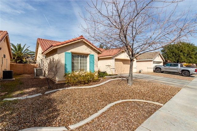 7101 Feather Pine Street, Las Vegas, NV 89131