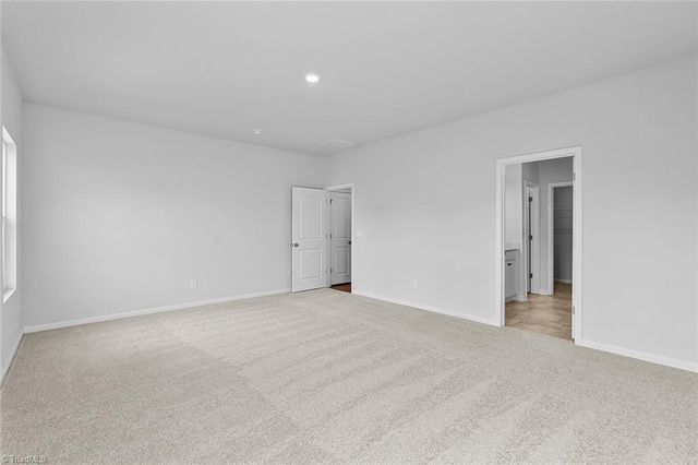 2587 Raspberry Hill Drive, Winston-salem, NC 27106