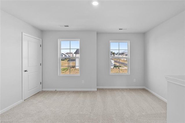 2587 Raspberry Hill Drive, Winston-salem, NC 27106