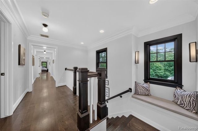 1533 Kensington Road, Bloomfield Hills, MI 48304