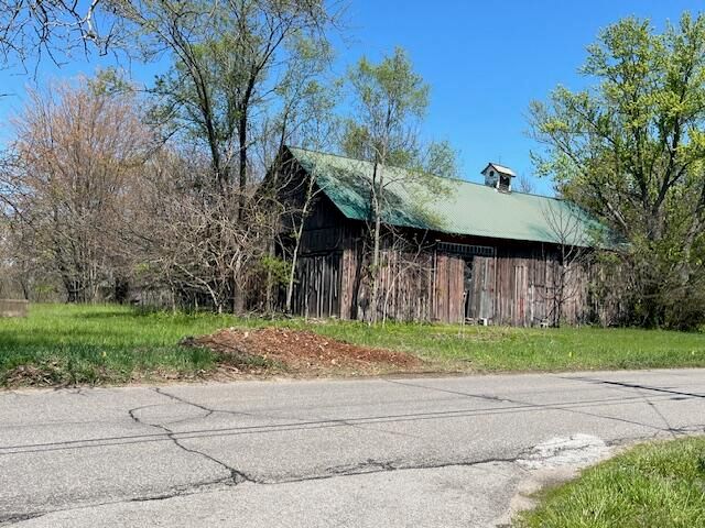 1417 Earl Road, Michigan City, IN 46360