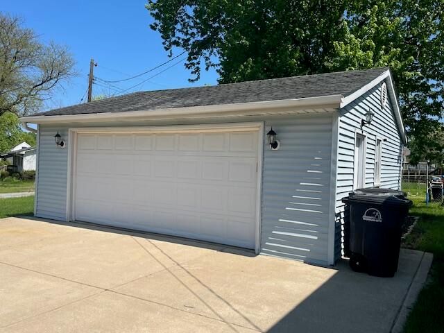 1417 Earl Road, Michigan City, IN 46360