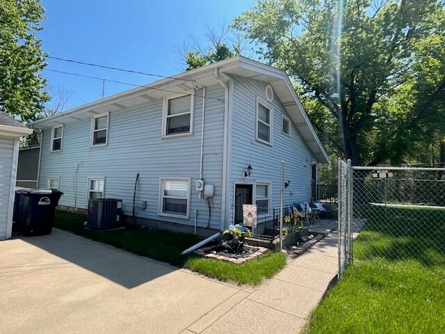 1417 Earl Road, Michigan City, IN 46360