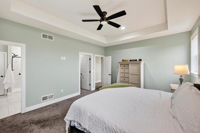 142 N Legacy Way, Sun Prairie, WI 53590