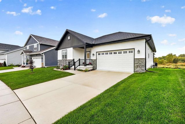 142 N Legacy Way, Sun Prairie, WI 53590