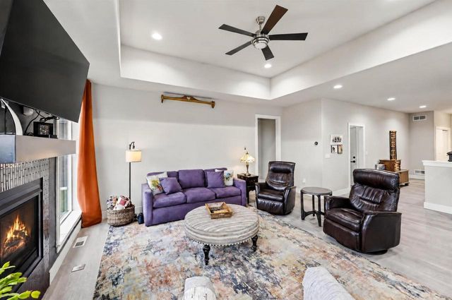 142 N Legacy Way, Sun Prairie, WI 53590