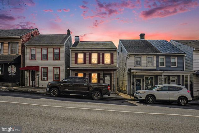 1006 WALNUT ST, Lebanon, PA 17042