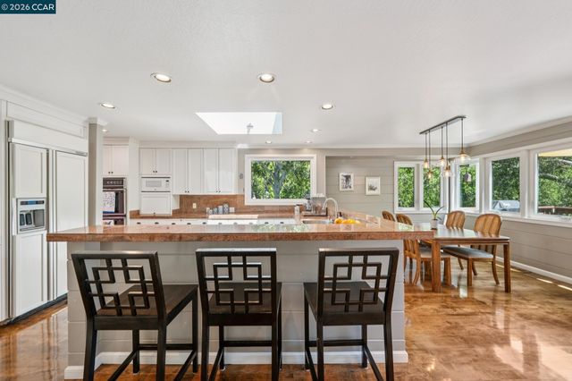 3620 Madrone Dr., Lafayette, CA 94549