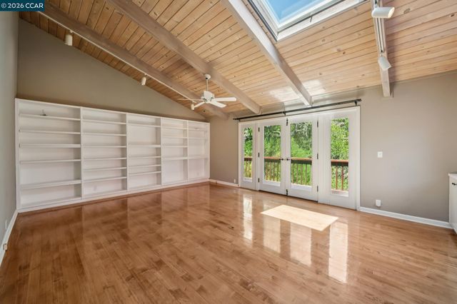 3620 Madrone Dr., Lafayette, CA 94549